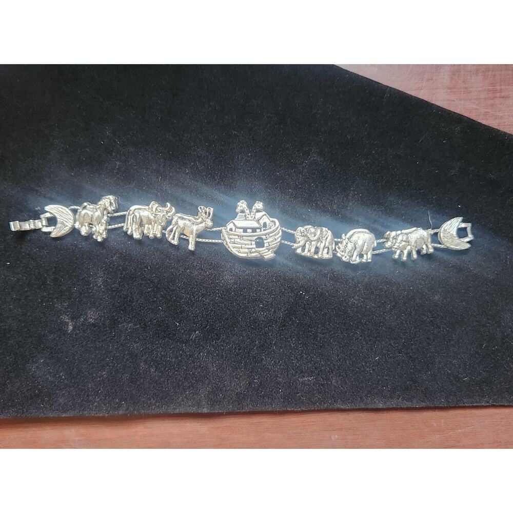 Vintage Noah's Ark Charm Bracelet Silver Tone Elephants Rhino Ark 7"